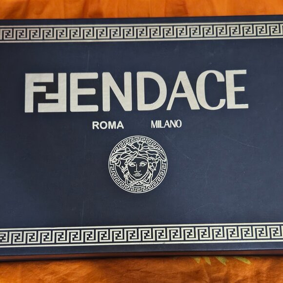 Pool Slide Vitello St FENDACE Gold Baroque Multicolor-Oro VERSACE size 5 - Picture 8 of 9